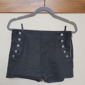 GUESS Highwaited Black Shorts w Button Detail - 10